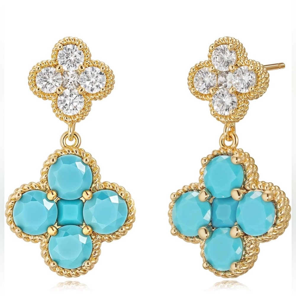 Gold Cz Leaf Stud Earrings - Picture 2 of 6